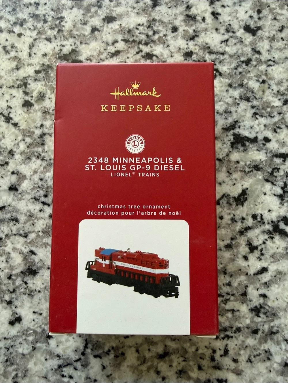 2020 Hallmark 2348 Minneapolis/St Louis GP-9 Diesel Train Ornament